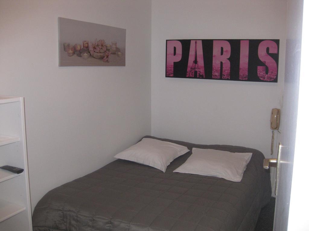 Hotel Le Monopole Reims Camera foto